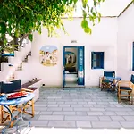 Casa Di Roma Aparthotel Páros